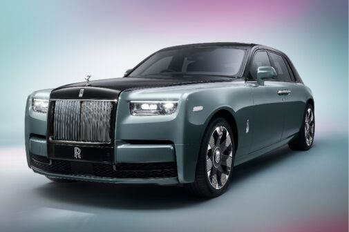 2022 Rolls Royce Phantom front